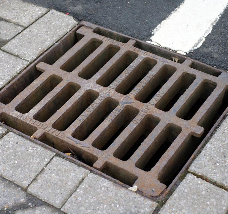 DRAIN REPAIRS AND REPLACEMENTS WEST LONDON